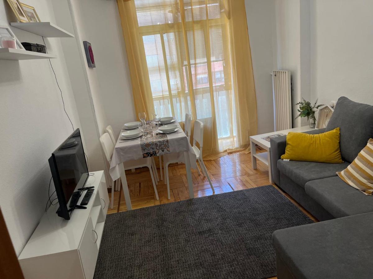 Apartamento Vacacional Lägenhet Burgo Exteriör bild